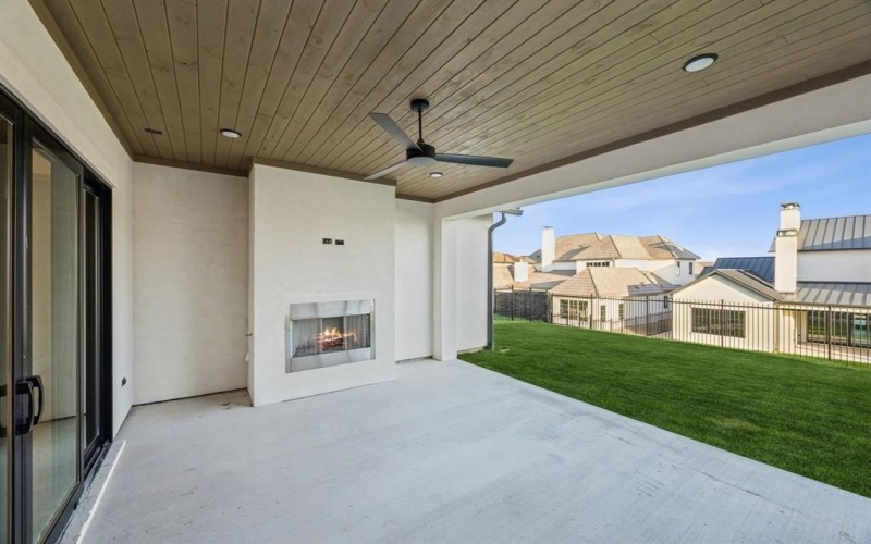 9629 Saint Michel Lane, Fort Worth, TX 76126, 4 Bedrooms Bedrooms, ,5 BathroomsBathrooms,Residential,For Sale,9629 Saint Michel Lane,20952508