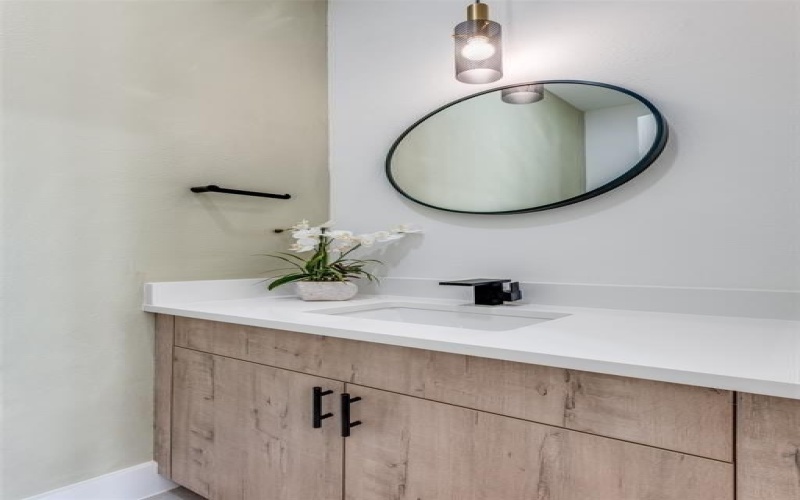 2015 N Prairie Avenue #107, Dallas, TX 75204, 2 Habitaciones Habitaciones , ,2 BañosBaños,Residential,En Venta,2015 N Prairie Avenue,20952552
