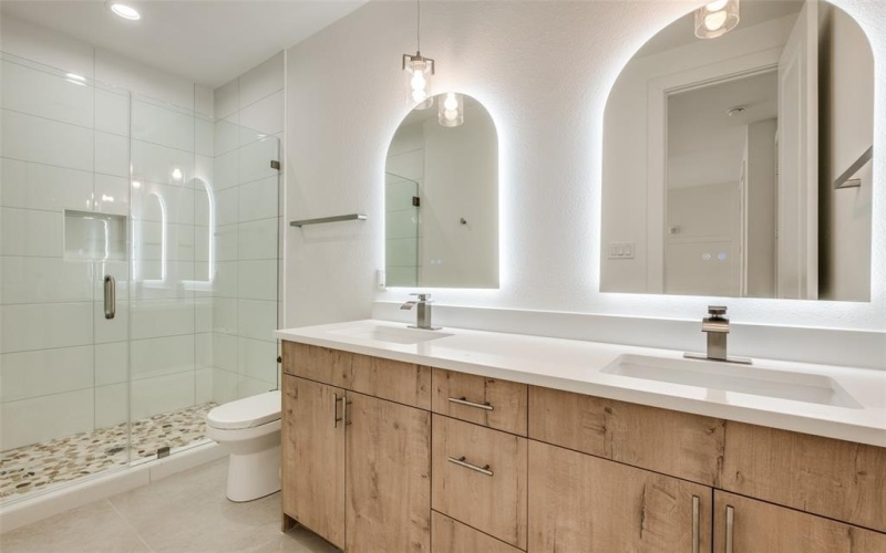 2015 N Prairie Avenue #107, Dallas, TX 75204, 2 Habitaciones Habitaciones , ,2 BañosBaños,Residential,En Venta,2015 N Prairie Avenue,20952552