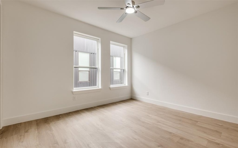 2015 N Prairie Avenue #107, Dallas, TX 75204, 2 Habitaciones Habitaciones , ,2 BañosBaños,Residential,En Venta,2015 N Prairie Avenue,20952552