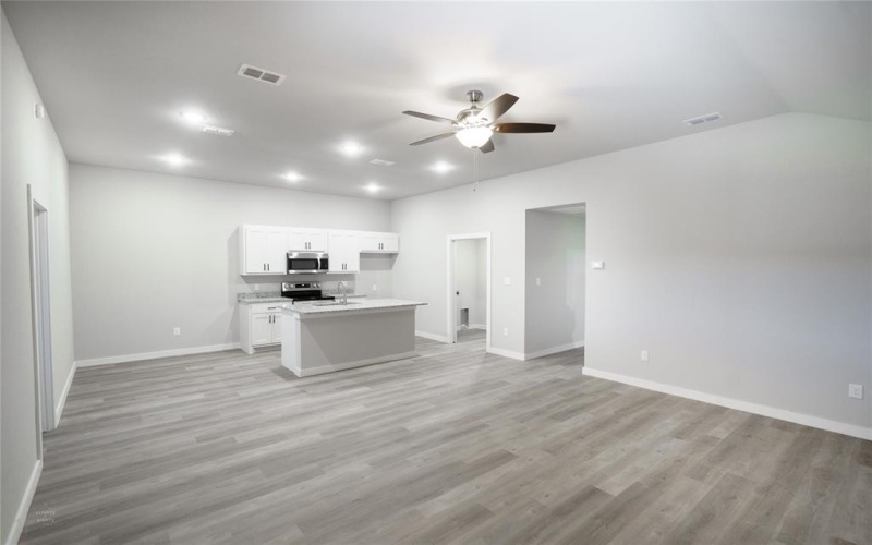 2702 Roman Lane, Abilene, TX 79606, 3 Habitaciones Habitaciones , ,2 BañosBaños,Residential Lease,En Alquiler,2702 Roman Lane,20952591