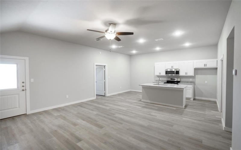 2702 Roman Lane, Abilene, TX 79606, 3 Habitaciones Habitaciones , ,2 BañosBaños,Residential Lease,En Alquiler,2702 Roman Lane,20952591