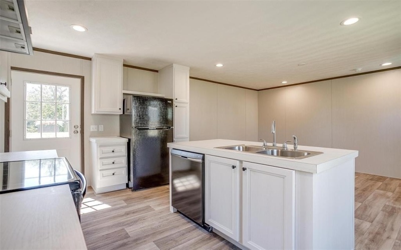5701 Texas Trail, Granbury, TX 76048, 2 Bedrooms Bedrooms, ,2 BathroomsBathrooms,Residential,For Sale,5701 Texas Trail,20952657