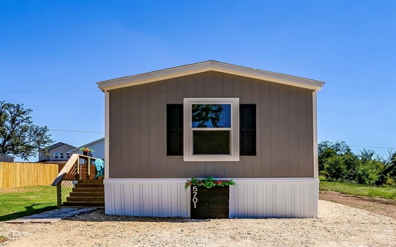 5701 Texas Trail, Granbury, TX 76048, 2 Bedrooms Bedrooms, ,2 BathroomsBathrooms,Residential,For Sale,5701 Texas Trail,20952657
