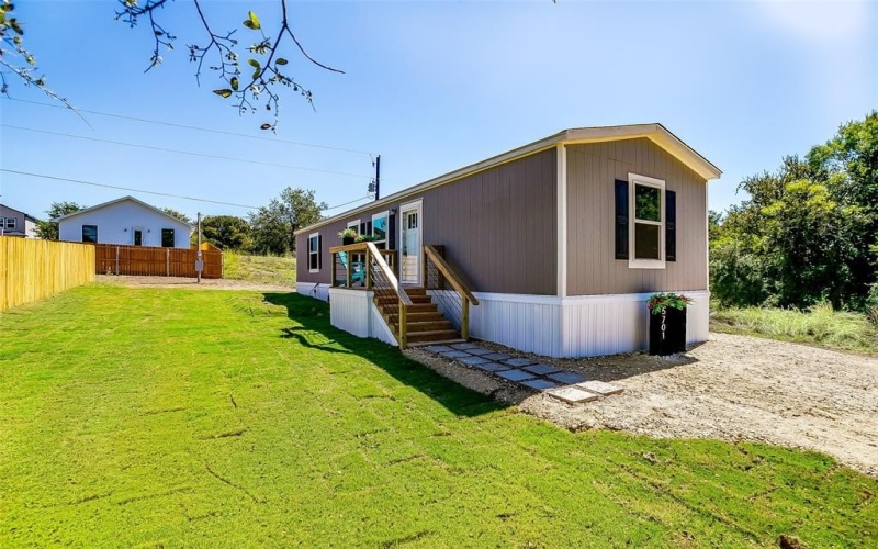 5701 Texas Trail, Granbury, TX 76048, 2 Bedrooms Bedrooms, ,2 BathroomsBathrooms,Residential,For Sale,5701 Texas Trail,20952657