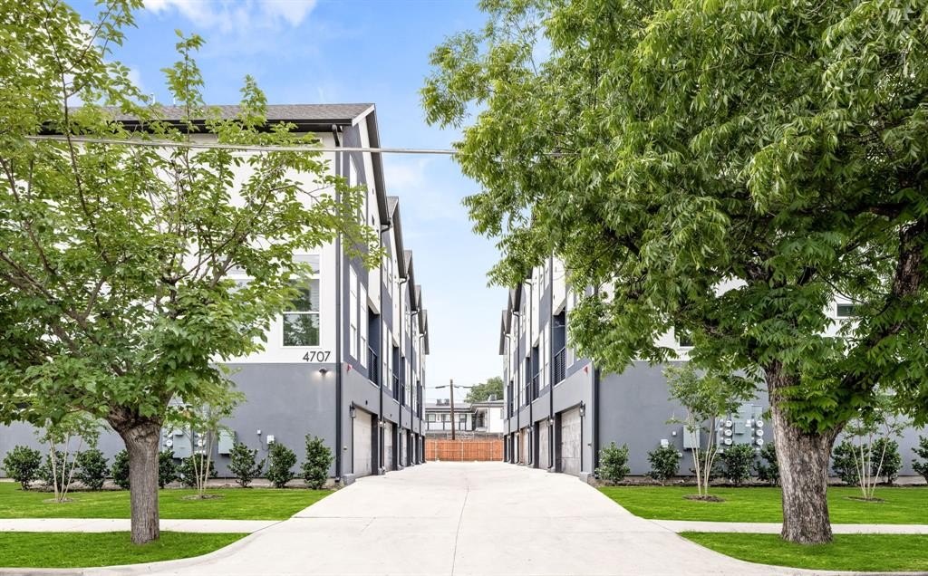 4707 Virginia Avenue #103, Dallas, TX 75204, 2 Habitaciones Habitaciones , ,3 BañosBaños,Residential,En Venta,4707 Virginia Avenue,20952758