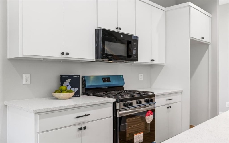 4707 Virginia Avenue #103, Dallas, TX 75204, 2 Habitaciones Habitaciones , ,3 BañosBaños,Residential,En Venta,4707 Virginia Avenue,20952758