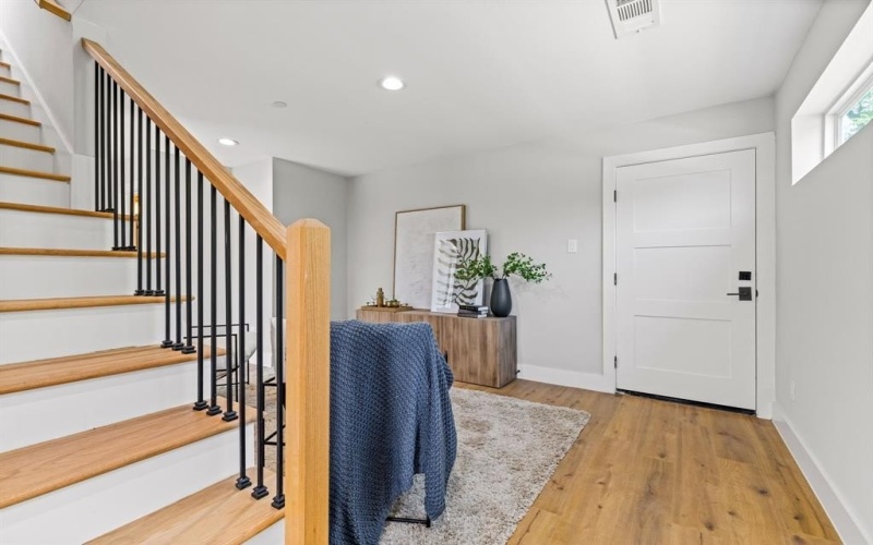 4707 Virginia Avenue #103, Dallas, TX 75204, 2 Habitaciones Habitaciones , ,3 BañosBaños,Residential,En Venta,4707 Virginia Avenue,20952758