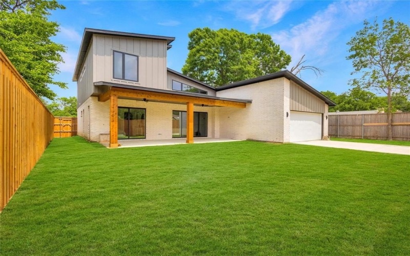813 Firestone Lane, Richardson, TX 75080, 4 Bedrooms Bedrooms, ,3 BathroomsBathrooms,Residential,For Sale,813 Firestone Lane,20952779