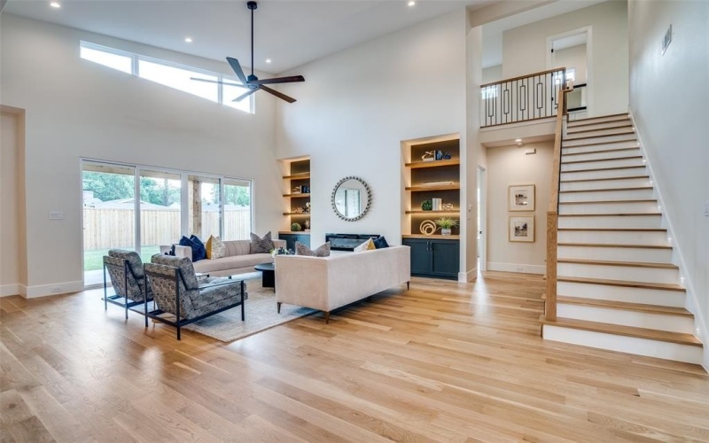 813 Firestone Lane, Richardson, TX 75080, 4 Bedrooms Bedrooms, ,3 BathroomsBathrooms,Residential,For Sale,813 Firestone Lane,20952779