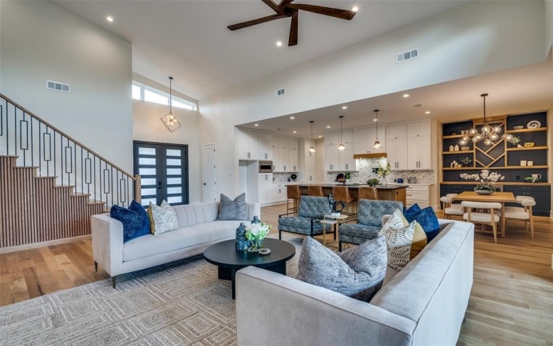813 Firestone Lane, Richardson, TX 75080, 4 Bedrooms Bedrooms, ,3 BathroomsBathrooms,Residential,For Sale,813 Firestone Lane,20952779