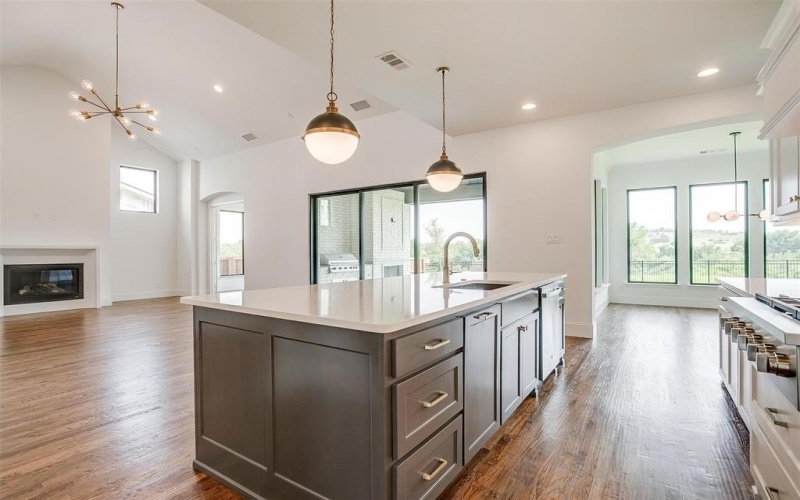 13229 Meadow Cross, Fort Worth, TX 76008, 4 Bedrooms Bedrooms, ,5 BathroomsBathrooms,Residential,For Sale,13229 Meadow Cross,20952801