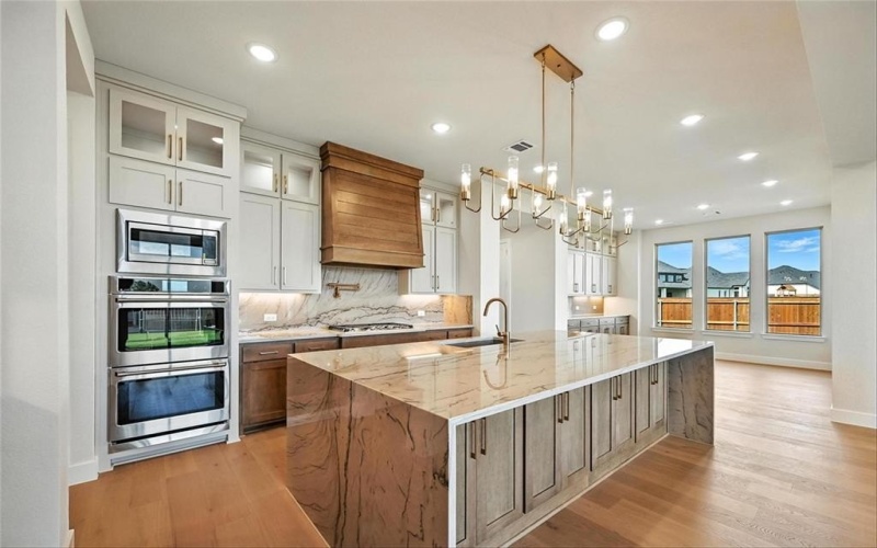 2311 Sarah Drive, Rockwall, TX 75087, 4 Bedrooms Bedrooms, ,5 BathroomsBathrooms,Residential,For Sale,2311 Sarah Drive,20953008