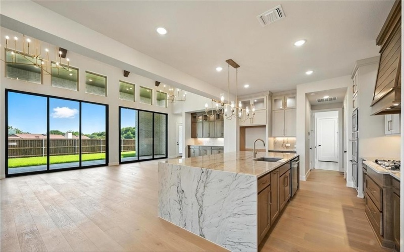 2311 Sarah Drive, Rockwall, TX 75087, 4 Bedrooms Bedrooms, ,5 BathroomsBathrooms,Residential,For Sale,2311 Sarah Drive,20953008