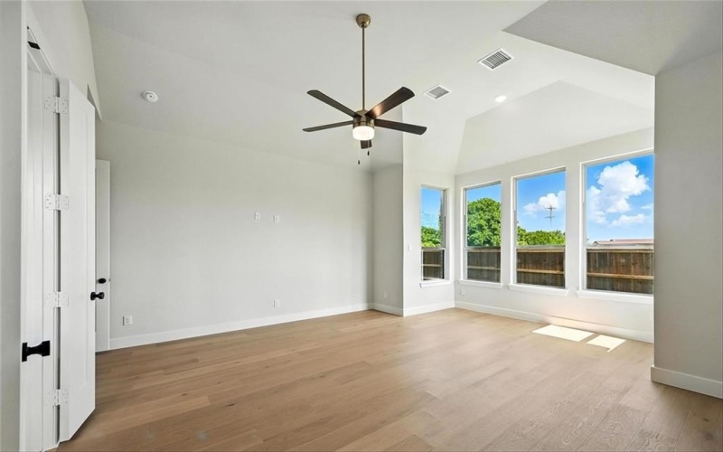 2311 Sarah Drive, Rockwall, TX 75087, 4 Bedrooms Bedrooms, ,5 BathroomsBathrooms,Residential,For Sale,2311 Sarah Drive,20953008