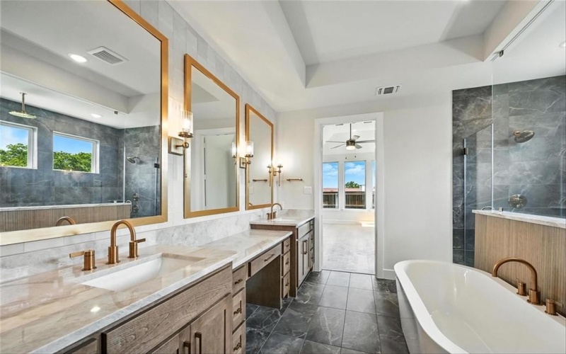 2311 Sarah Drive, Rockwall, TX 75087, 4 Bedrooms Bedrooms, ,5 BathroomsBathrooms,Residential,For Sale,2311 Sarah Drive,20953008