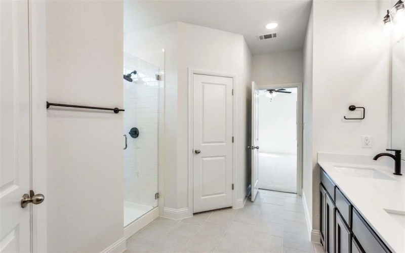 514 Hillcrest Circle, Justin, TX 76247, 3 Habitaciones Habitaciones , ,2 BañosBaños,Residential,En Venta,514 Hillcrest Circle,20953305