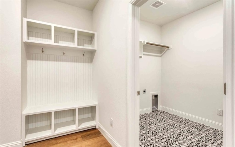 514 Hillcrest Circle, Justin, TX 76247, 3 Habitaciones Habitaciones , ,2 BañosBaños,Residential,En Venta,514 Hillcrest Circle,20953305