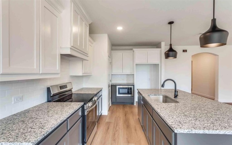 514 Hillcrest Circle, Justin, TX 76247, 3 Habitaciones Habitaciones , ,2 BañosBaños,Residential,En Venta,514 Hillcrest Circle,20953305