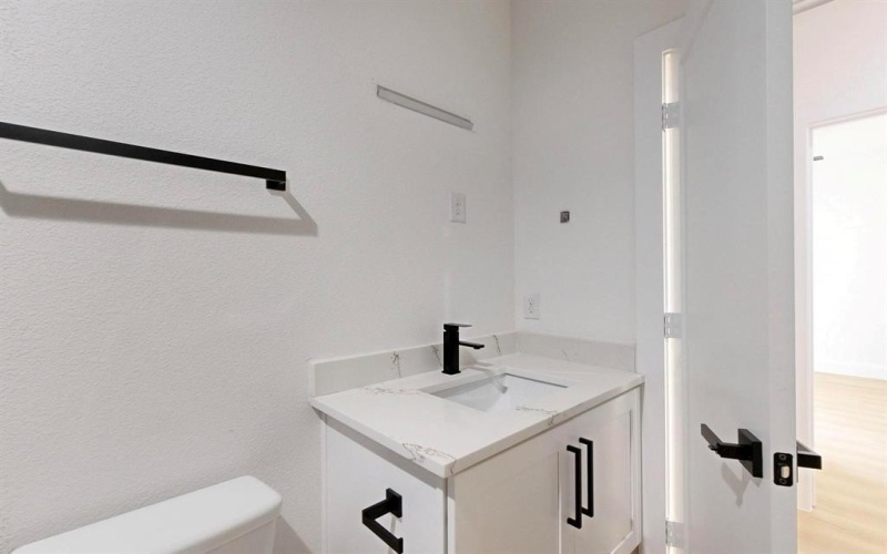 4515 Wahoo Street, Dallas, TX 75210, 3 Bedrooms Bedrooms, ,2 BathroomsBathrooms,Residential,For Sale,4515 Wahoo Street,20953492