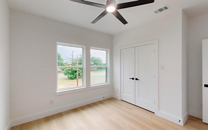 4515 Wahoo Street, Dallas, TX 75210, 3 Bedrooms Bedrooms, ,2 BathroomsBathrooms,Residential,For Sale,4515 Wahoo Street,20953492