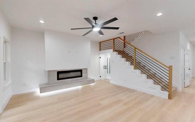 4515 Wahoo Street, Dallas, TX 75210, 3 Bedrooms Bedrooms, ,2 BathroomsBathrooms,Residential,For Sale,4515 Wahoo Street,20953492