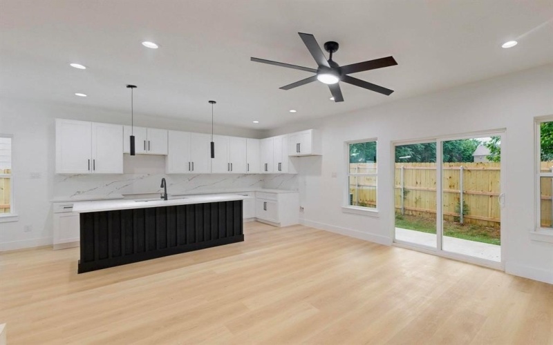 4515 Wahoo Street, Dallas, TX 75210, 3 Bedrooms Bedrooms, ,2 BathroomsBathrooms,Residential,For Sale,4515 Wahoo Street,20953492