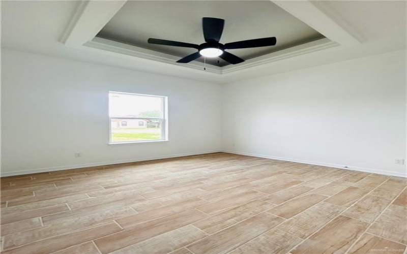 412 S Bowie Avenue, Elsa, TX 78538, 3 Habitaciones Habitaciones , ,2 BañosBaños,Residential,En Venta,412 S Bowie Avenue,472556