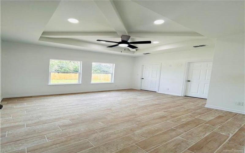 412 S Bowie Avenue, Elsa, TX 78538, 3 Habitaciones Habitaciones , ,2 BañosBaños,Residential,En Venta,412 S Bowie Avenue,472556