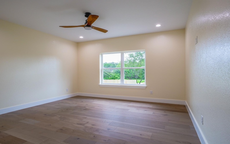 1415 Bluebonnet, Marble Falls, TX 78654, 3 Bedrooms Bedrooms, ,2 BathroomsBathrooms,Residential,For Sale,1415 Bluebonnet,173637