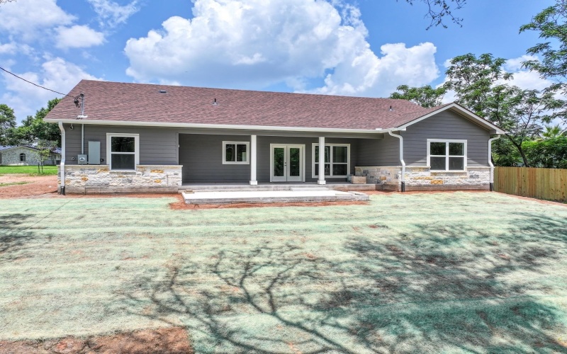 1415 Bluebonnet, Marble Falls, TX 78654, 3 Bedrooms Bedrooms, ,2 BathroomsBathrooms,Residential,For Sale,1415 Bluebonnet,173637