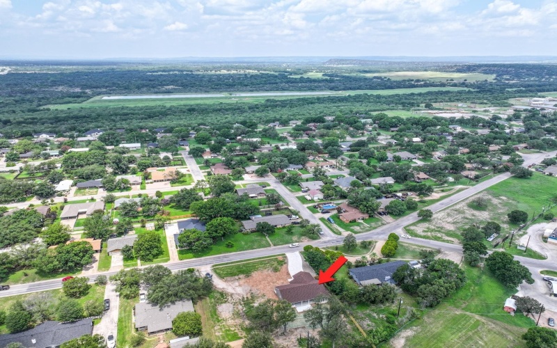 1415 Bluebonnet, Marble Falls, TX 78654, 3 Bedrooms Bedrooms, ,2 BathroomsBathrooms,Residential,For Sale,1415 Bluebonnet,173637