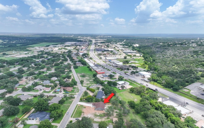 1415 Bluebonnet, Marble Falls, TX 78654, 3 Bedrooms Bedrooms, ,2 BathroomsBathrooms,Residential,For Sale,1415 Bluebonnet,173637