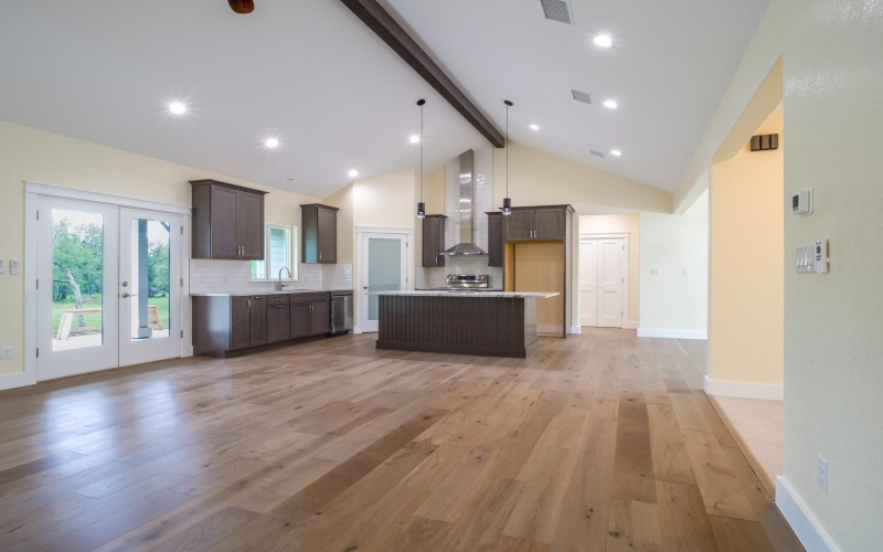 1415 Bluebonnet, Marble Falls, TX 78654, 3 Bedrooms Bedrooms, ,2 BathroomsBathrooms,Residential,For Sale,1415 Bluebonnet,173637