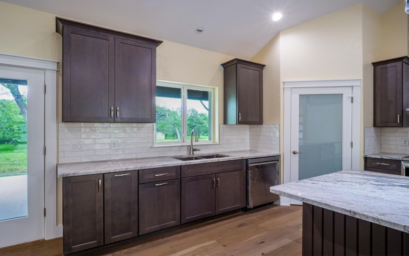 1415 Bluebonnet, Marble Falls, TX 78654, 3 Bedrooms Bedrooms, ,2 BathroomsBathrooms,Residential,For Sale,1415 Bluebonnet,173637
