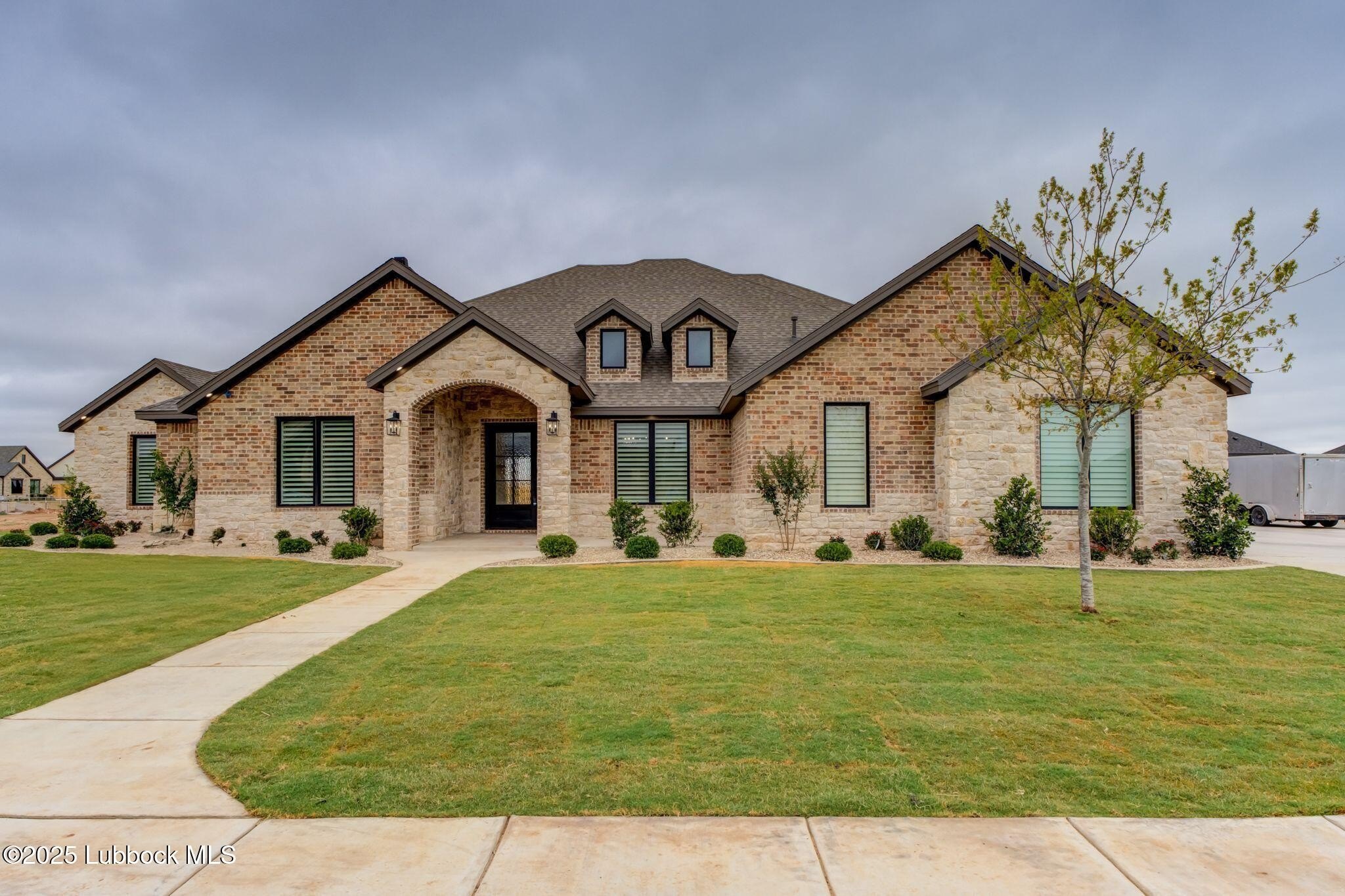 7726 46th Street, Lubbock, TX 79407, 4 Habitaciones Habitaciones , ,5 BañosBaños,Residential,En Venta,7726 46th Street,202555571