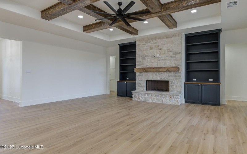 7726 46th Street, Lubbock, TX 79407, 4 Habitaciones Habitaciones , ,5 BañosBaños,Residential,En Venta,7726 46th Street,202555571