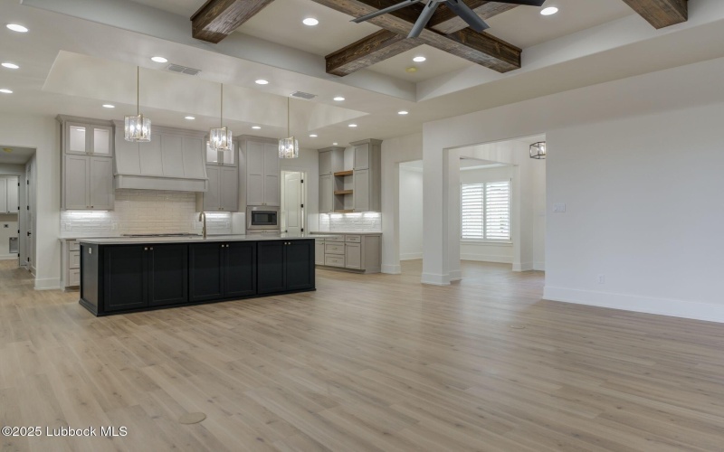 7726 46th Street, Lubbock, TX 79407, 4 Habitaciones Habitaciones , ,5 BañosBaños,Residential,En Venta,7726 46th Street,202555571