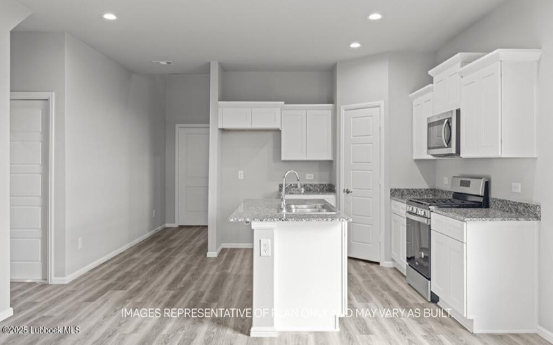 2338 149th Street, Lubbock, TX 79423, 5 Bedrooms Bedrooms, ,3 BathroomsBathrooms,Residential,For Sale,2338 149th Street,202555578