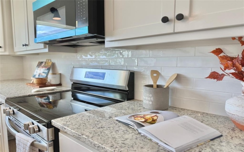 5600 San Jacinto Drive, Granbury, TX 76048, 3 Bedrooms Bedrooms, ,2 BathroomsBathrooms,Residential,For Sale,5600 San Jacinto Drive,20940965