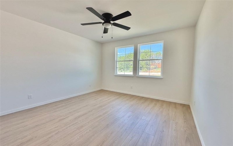5600 San Jacinto Drive, Granbury, TX 76048, 3 Bedrooms Bedrooms, ,2 BathroomsBathrooms,Residential,For Sale,5600 San Jacinto Drive,20940965