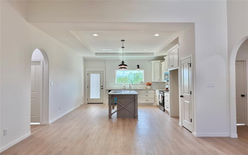 5600 San Jacinto Drive, Granbury, TX 76048, 3 Bedrooms Bedrooms, ,2 BathroomsBathrooms,Residential,For Sale,5600 San Jacinto Drive,20940965