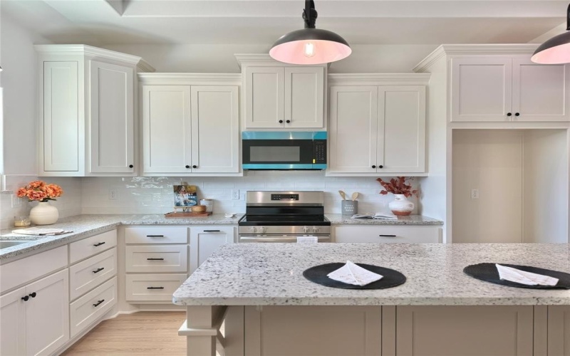 5600 San Jacinto Drive, Granbury, TX 76048, 3 Bedrooms Bedrooms, ,2 BathroomsBathrooms,Residential,For Sale,5600 San Jacinto Drive,20940965