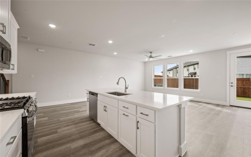 8832 Enclave Way, Northlake, TX 76262, 3 Habitaciones Habitaciones , ,2 BañosBaños,Residential,En Venta,8832 Enclave Way,20948432