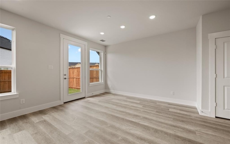 8832 Enclave Way, Northlake, TX 76262, 3 Habitaciones Habitaciones , ,2 BañosBaños,Residential,En Venta,8832 Enclave Way,20948432