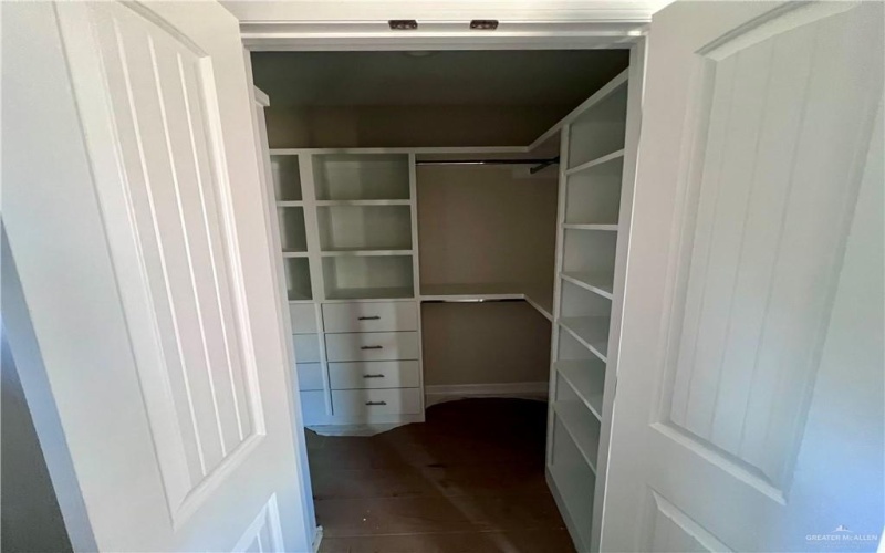 1726 La Paloma Avenue, Harlingen, TX 78550, 2 Bedrooms Bedrooms, ,2 BathroomsBathrooms,Residential Lease,For Rent,1726 La Paloma Avenue,472092