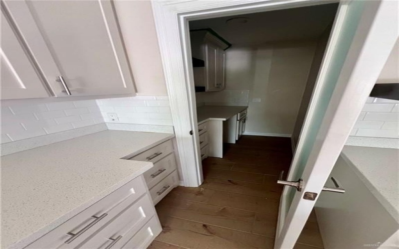 1726 La Paloma Avenue, Harlingen, TX 78550, 2 Bedrooms Bedrooms, ,2 BathroomsBathrooms,Residential Lease,For Rent,1726 La Paloma Avenue,472092