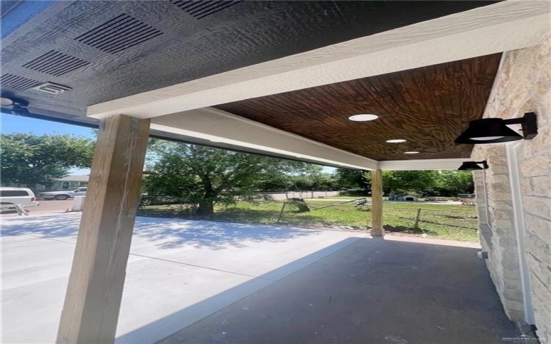1726 La Paloma Avenue, Harlingen, TX 78550, 2 Bedrooms Bedrooms, ,2 BathroomsBathrooms,Residential Lease,For Rent,1726 La Paloma Avenue,472092