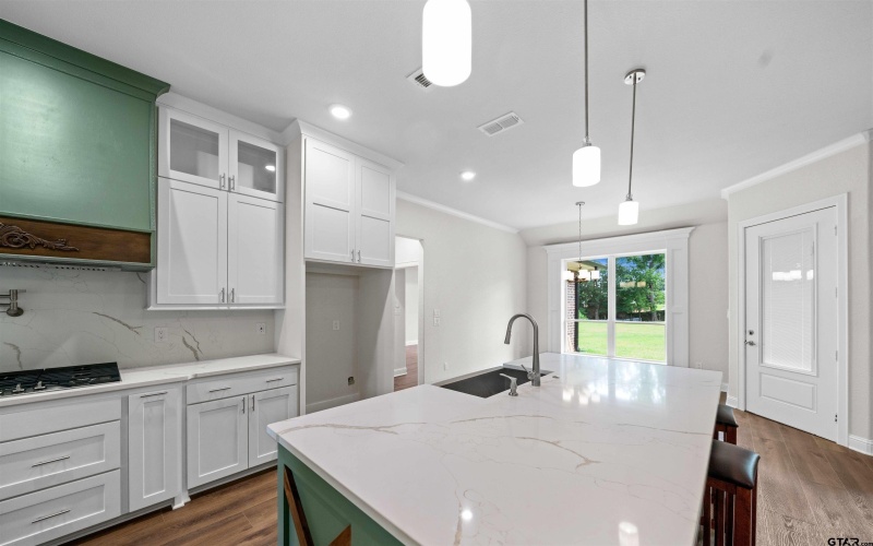7480 County Road 35, Tyler, TX 75706, 5 Habitaciones Habitaciones , ,3 BañosBaños,Residential,En Venta,7480 County Road 35,25008293