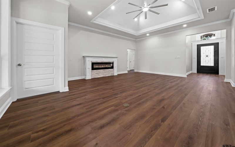 7480 County Road 35, Tyler, TX 75706, 5 Habitaciones Habitaciones , ,3 BañosBaños,Residential,En Venta,7480 County Road 35,25008293